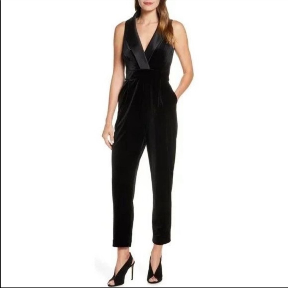 Eliza J Sleeveless Velvet Jumpsuit In Black
